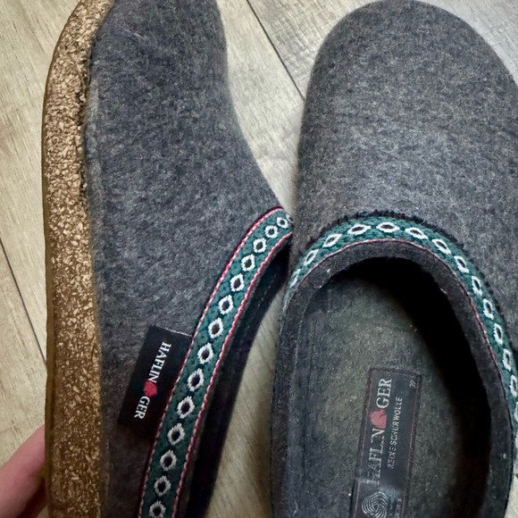 Unisex Haflinger Gray Wool Slip-On Mule Clogs - Picture 3 of 8